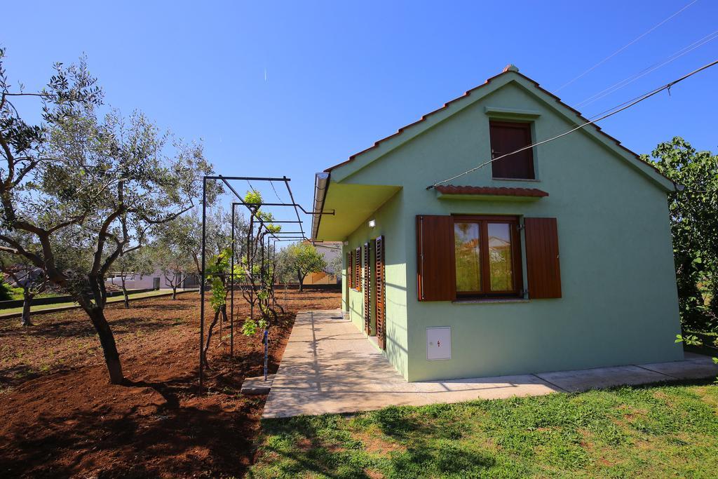 Holiday Home Zemljak Sukošan Dış mekan fotoğraf