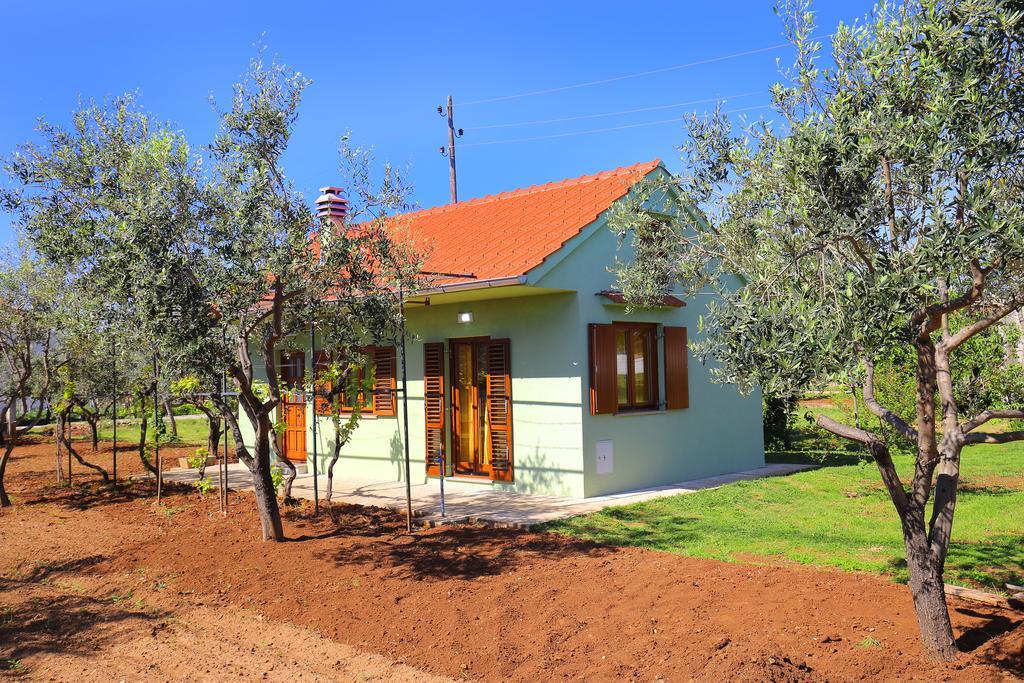 Holiday Home Zemljak Sukošan Dış mekan fotoğraf