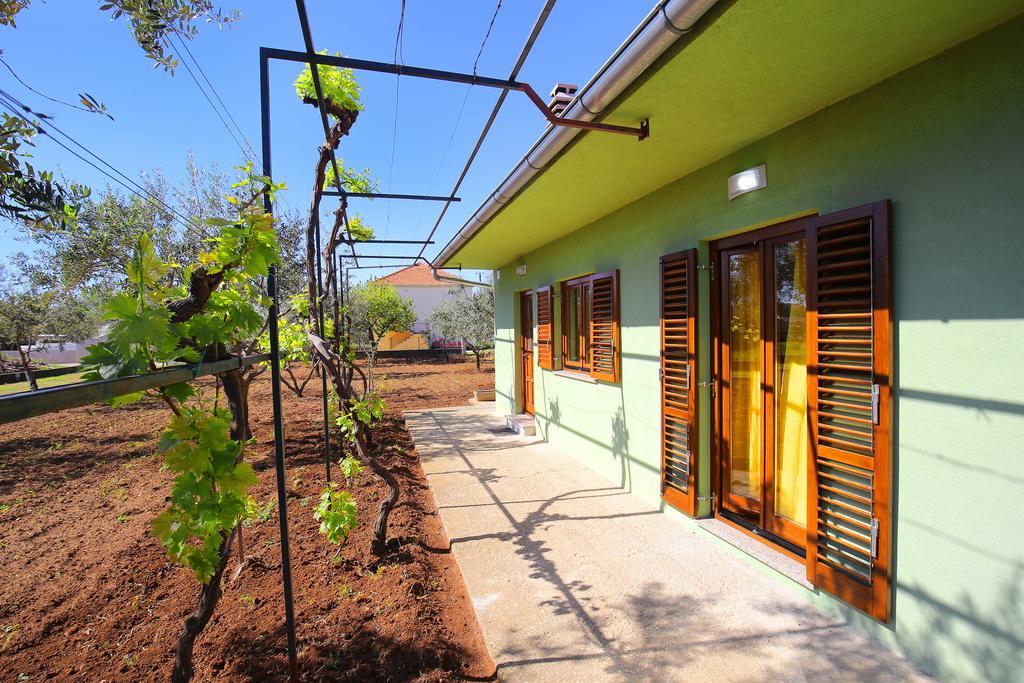 Holiday Home Zemljak Sukošan Dış mekan fotoğraf