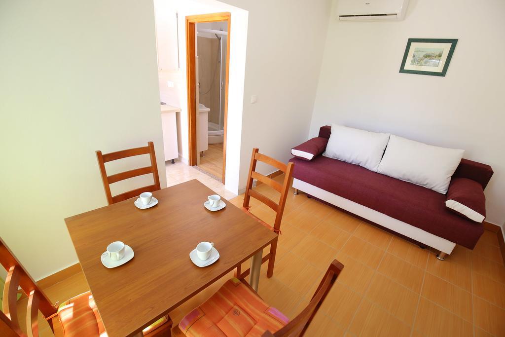 Holiday Home Zemljak Sukošan Dış mekan fotoğraf